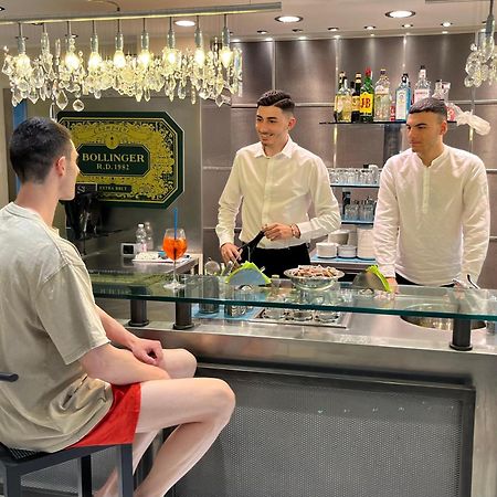 Hotel Sporting Бругеріо Екстер'єр фото