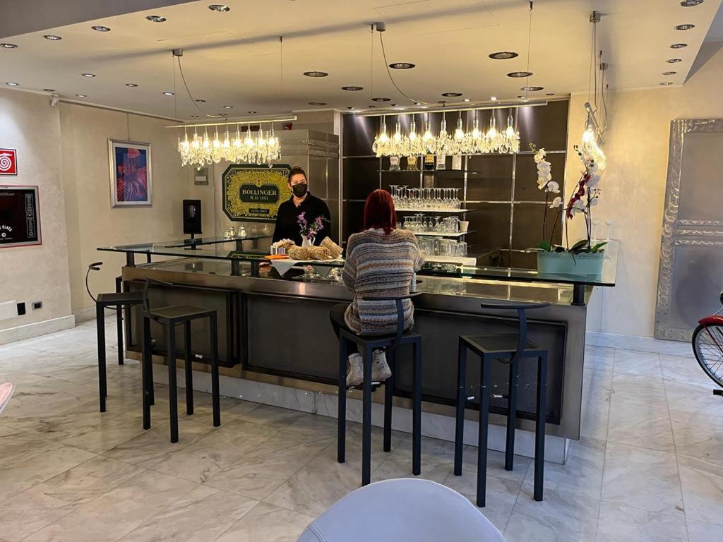 Hotel Sporting Бругеріо Екстер'єр фото