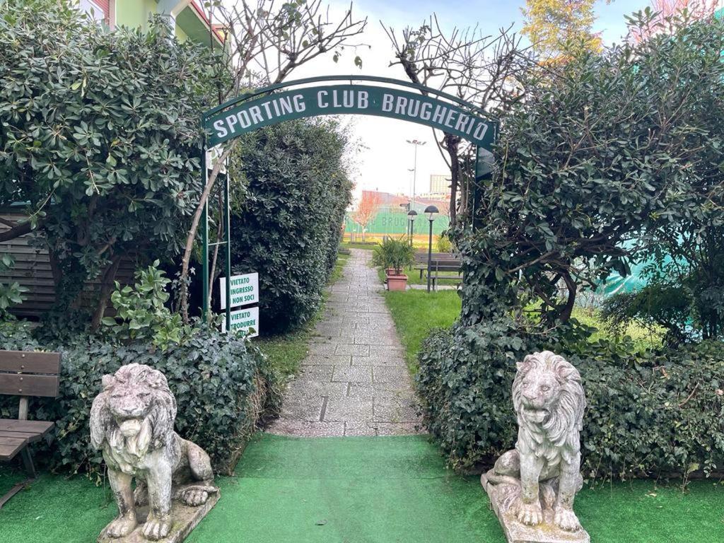 Hotel Sporting Бругеріо Екстер'єр фото