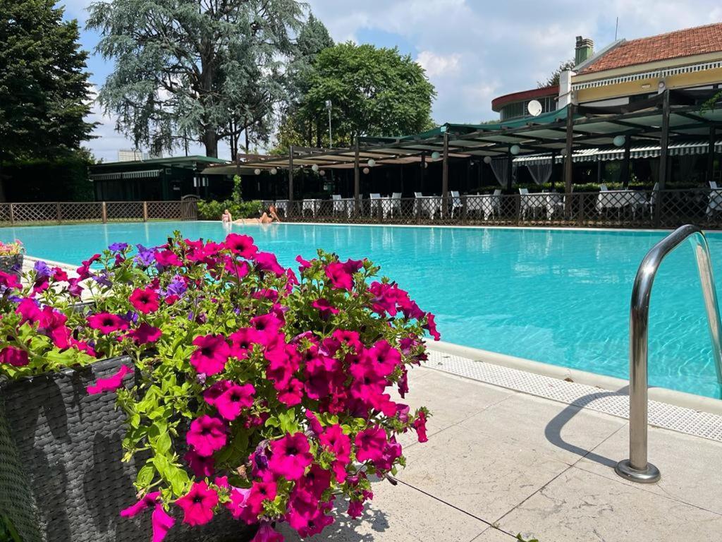 Hotel Sporting Бругеріо Екстер'єр фото